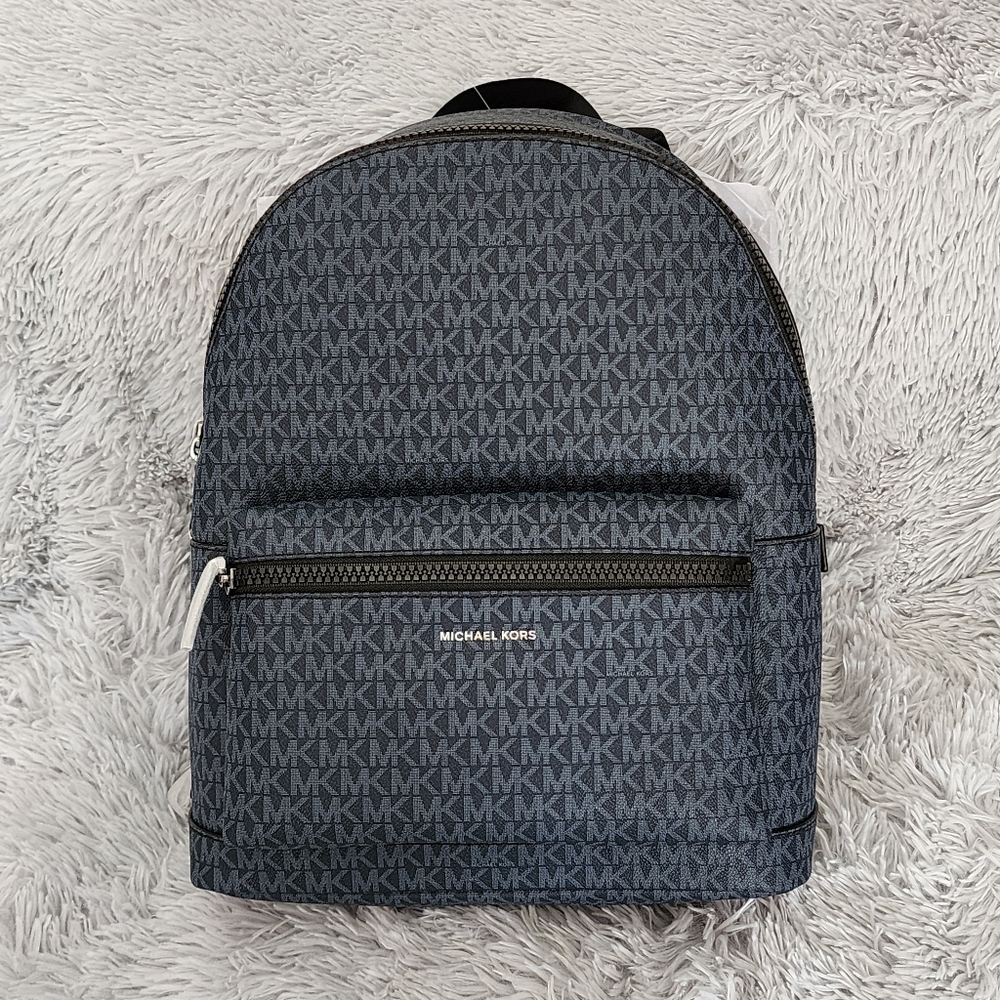 MICHAEL KORS MENS Cooper Logo Backpack - Picture 2 of 7